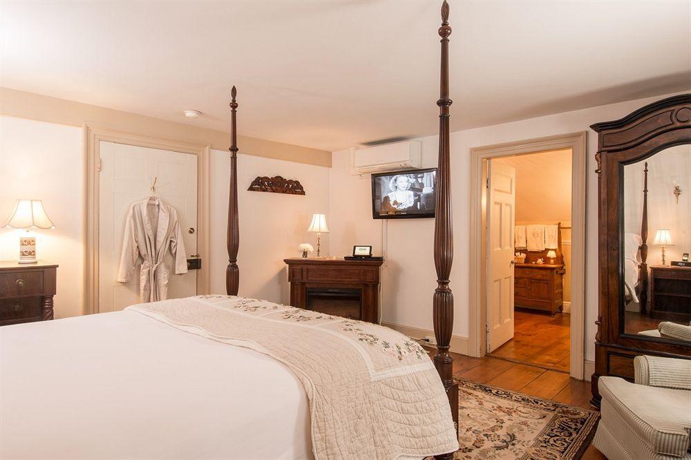 Caldwell House Bed And Breakfast Salisbury Mills Exteriör bild