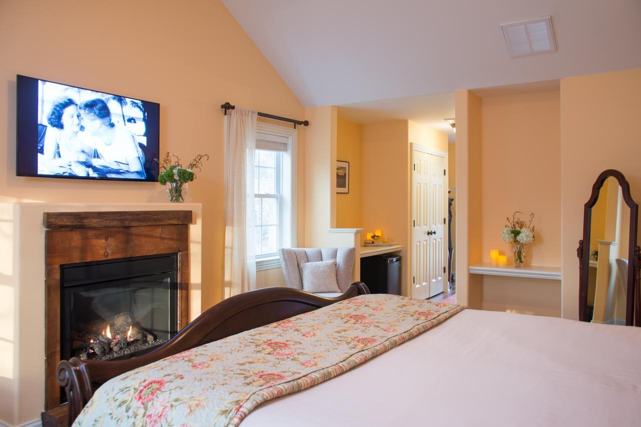 Caldwell House Bed And Breakfast Salisbury Mills Exteriör bild