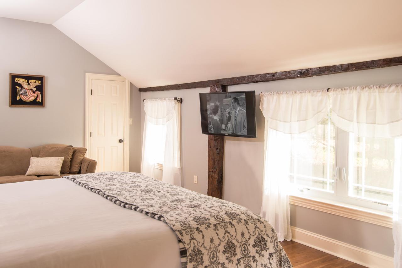 Caldwell House Bed And Breakfast Salisbury Mills Exteriör bild