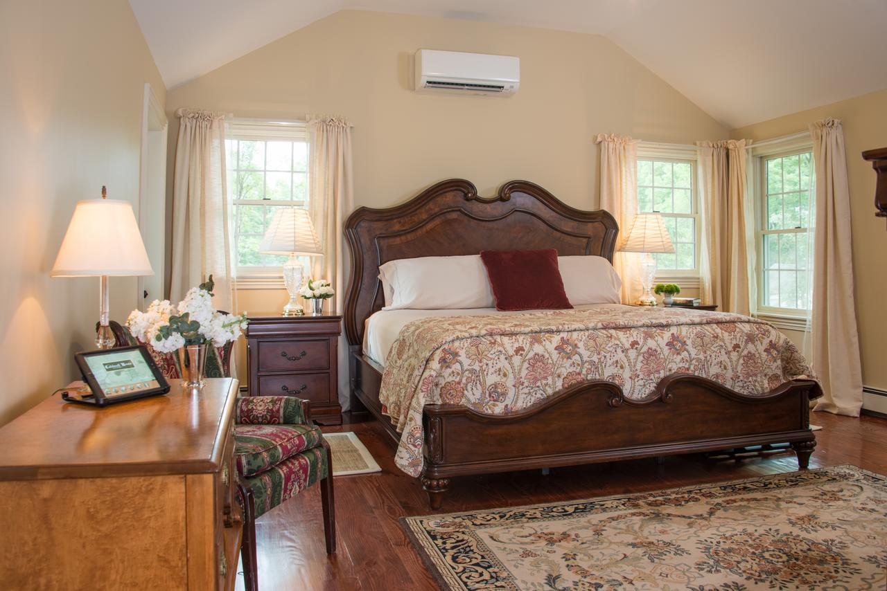 Caldwell House Bed And Breakfast Salisbury Mills Exteriör bild