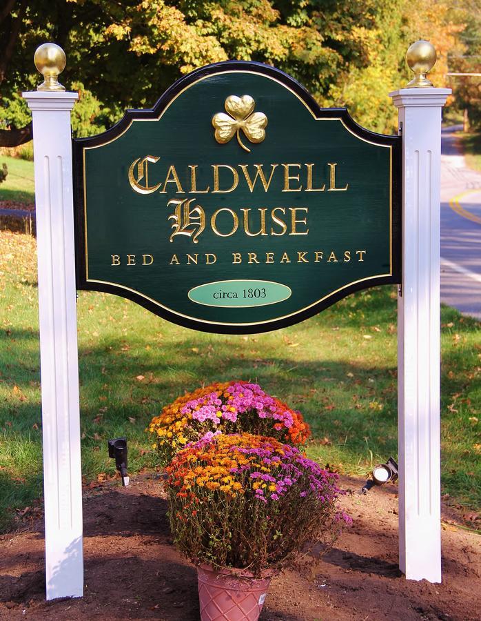 Caldwell House Bed And Breakfast Salisbury Mills Exteriör bild