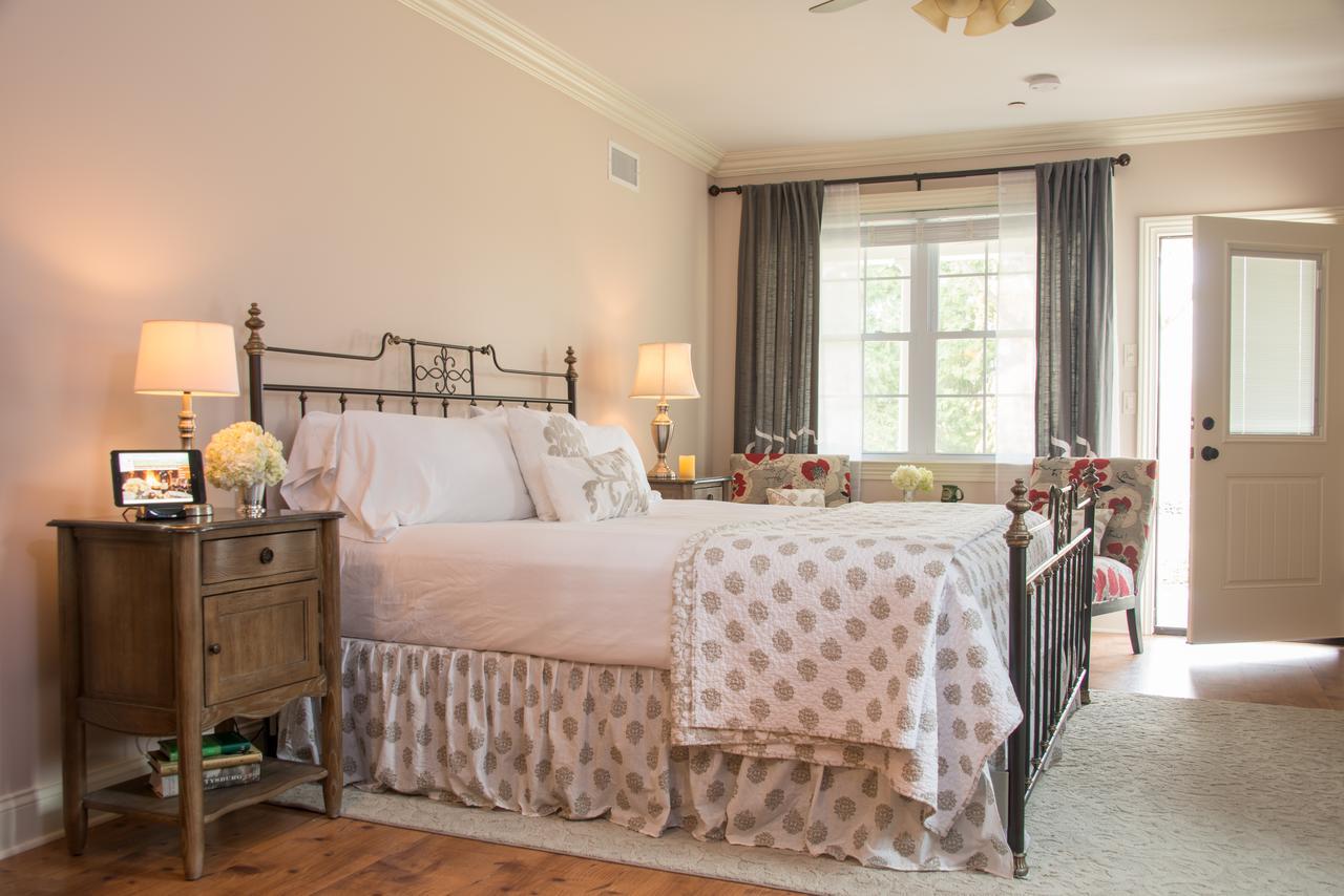 Caldwell House Bed And Breakfast Salisbury Mills Exteriör bild