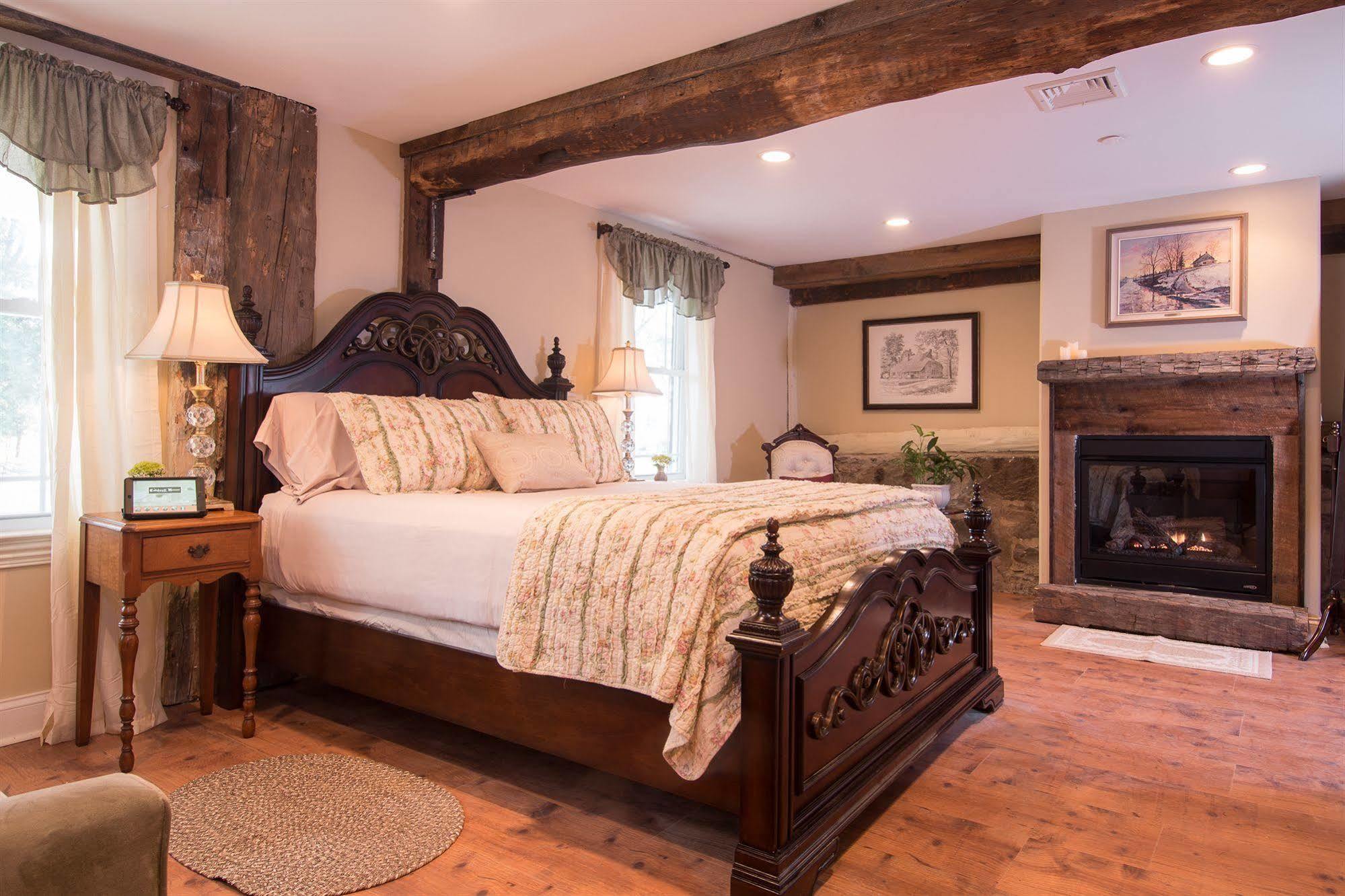 Caldwell House Bed And Breakfast Salisbury Mills Exteriör bild