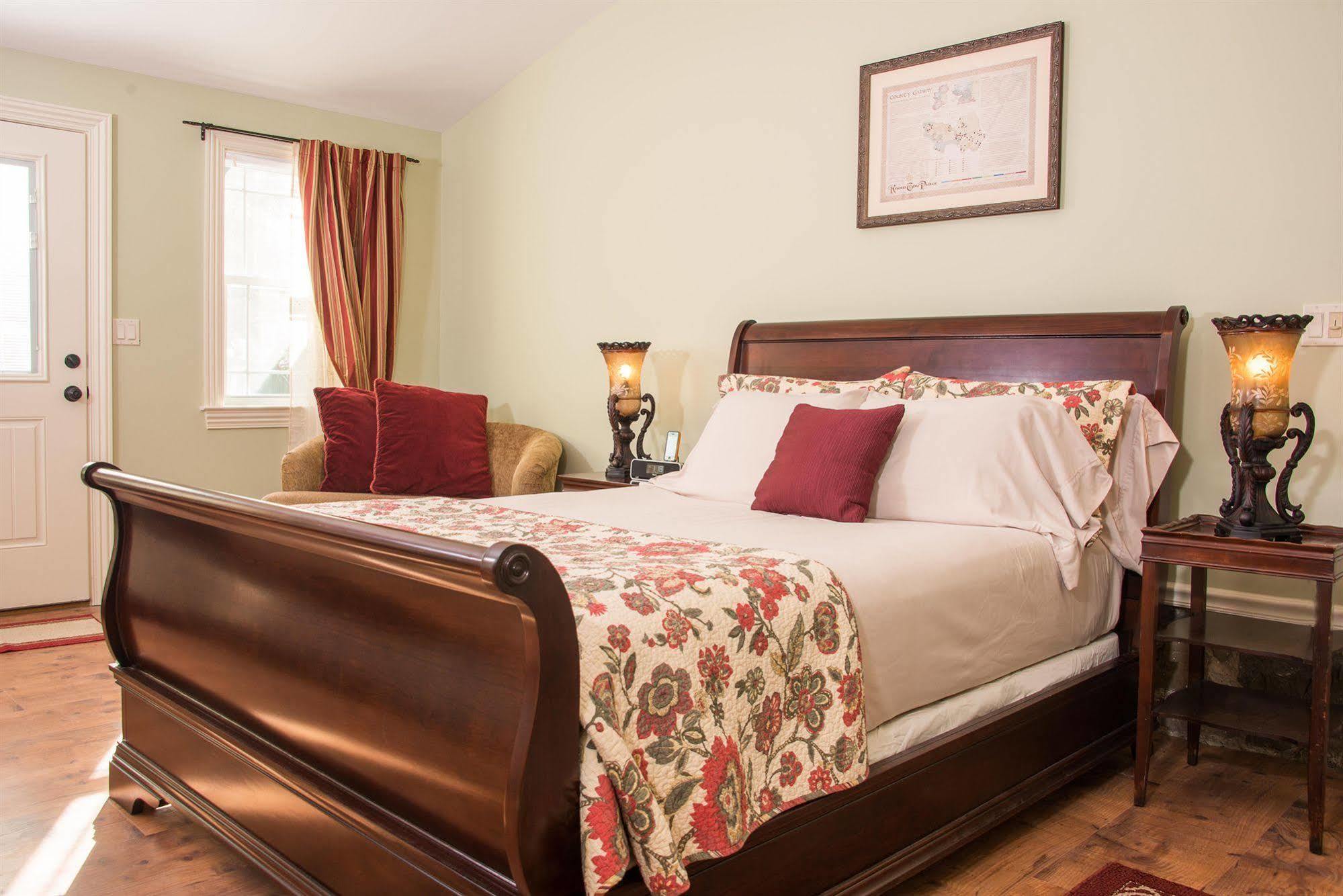 Caldwell House Bed And Breakfast Salisbury Mills Exteriör bild